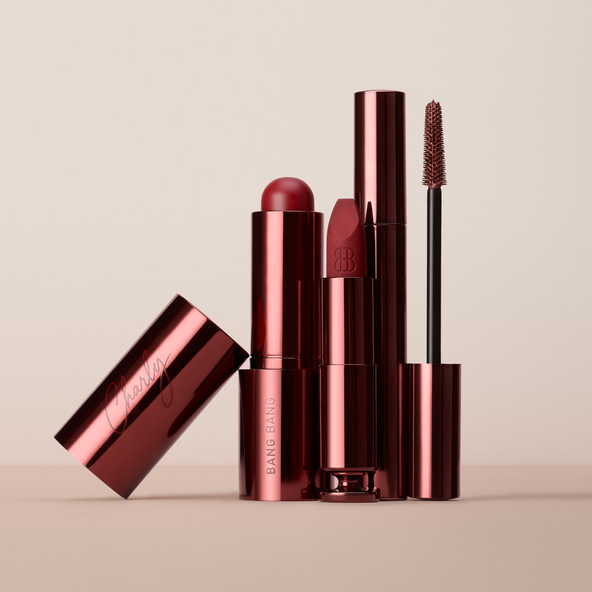 Bang Balm Do Not Disturb, Eternal Matte No Refund, Eternal Pencil et Banger Mascara, collection Hôtel Charly