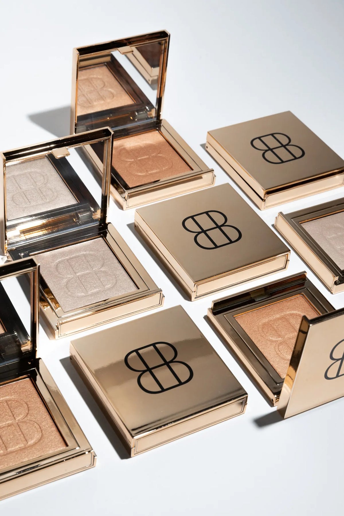 palettes d'highlighter Eternal Light Bang Bang Cosmetics