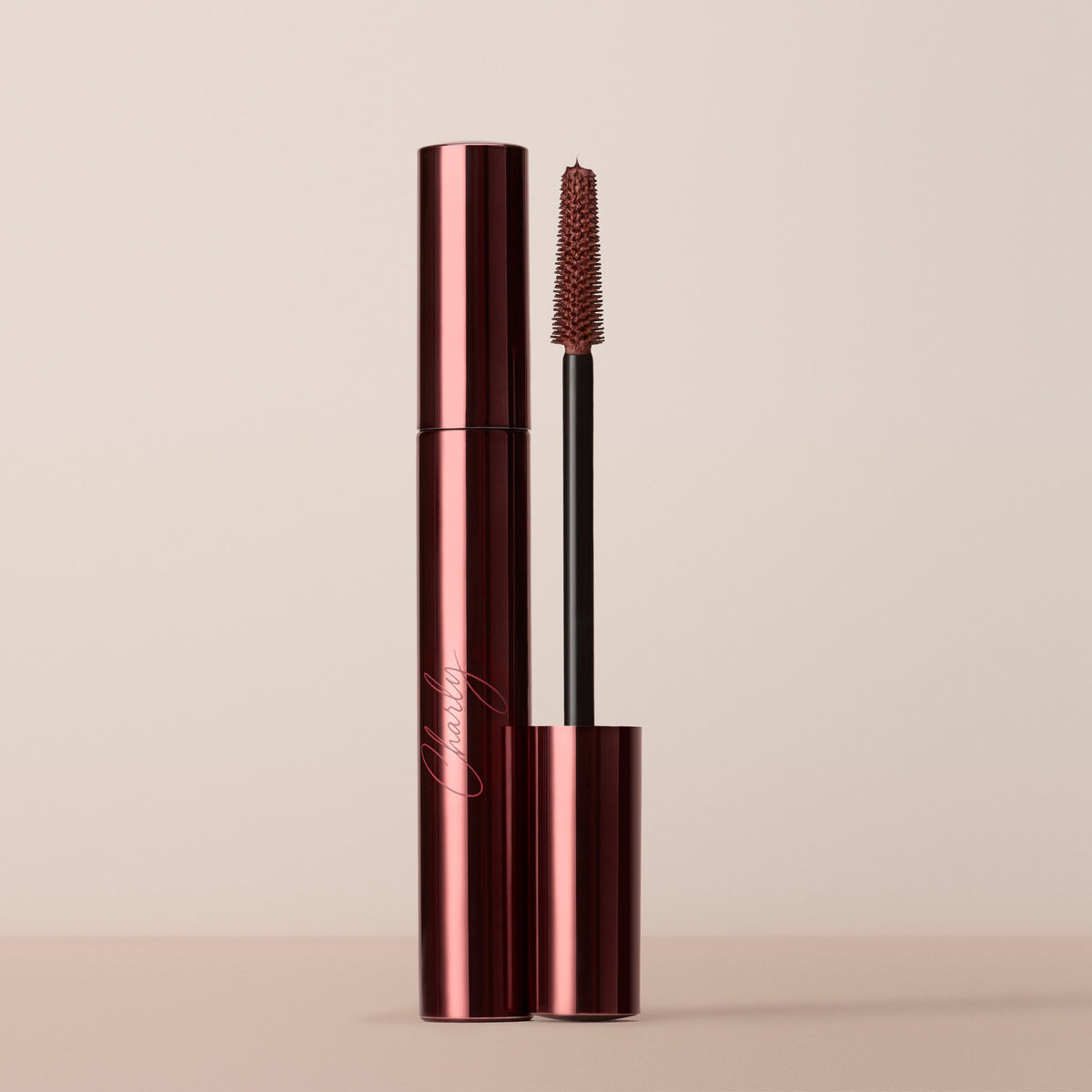 Banger Mascara Red Wine Rêverie, collection Hôtel Charly
