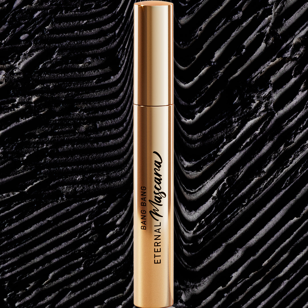 Zoom sur la texture et le tube de mascara Eternal Mascara Bang Bang Cosmetics